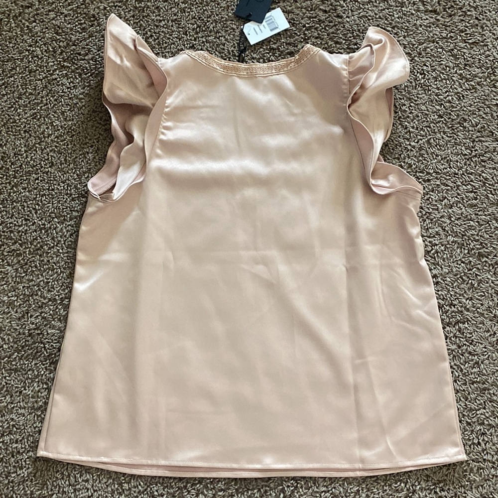 Gibsonlook festive flutter sleeve v-neck top - Picture 4 of 4